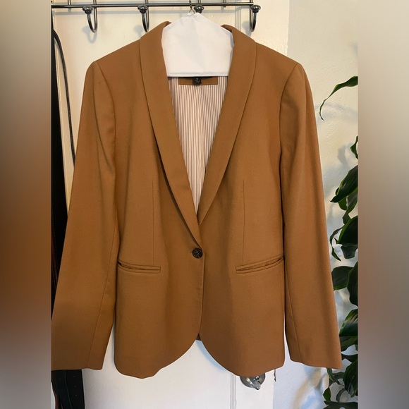 J Crew Camel Parke Blazer, Size 6 - Picture 4 of 5